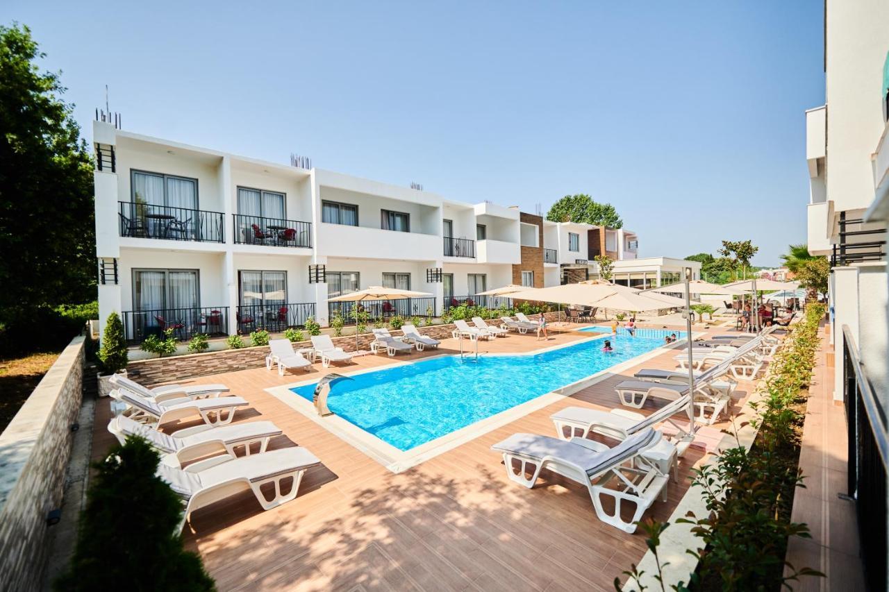 Hotel Halibas Ulcinj Kültér fotó