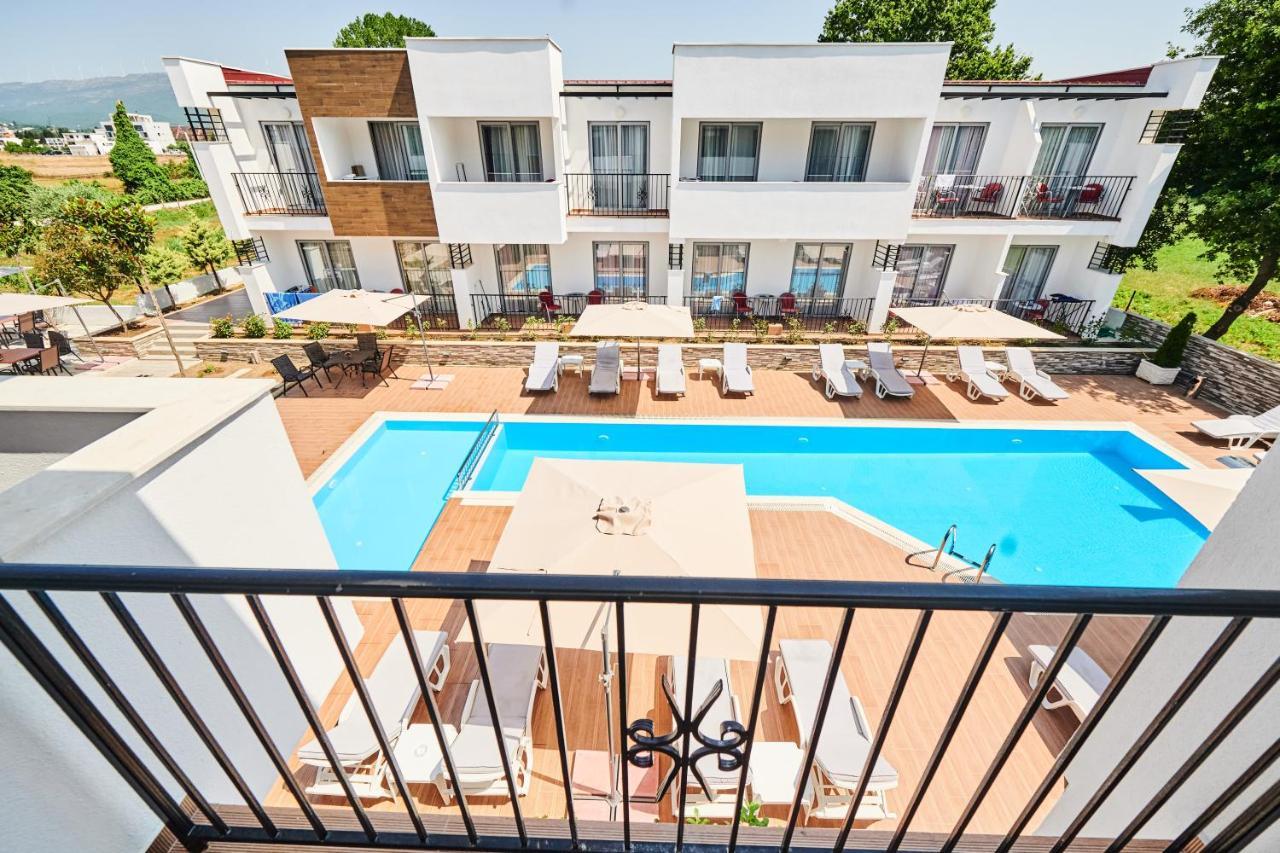Hotel Halibas Ulcinj Kültér fotó