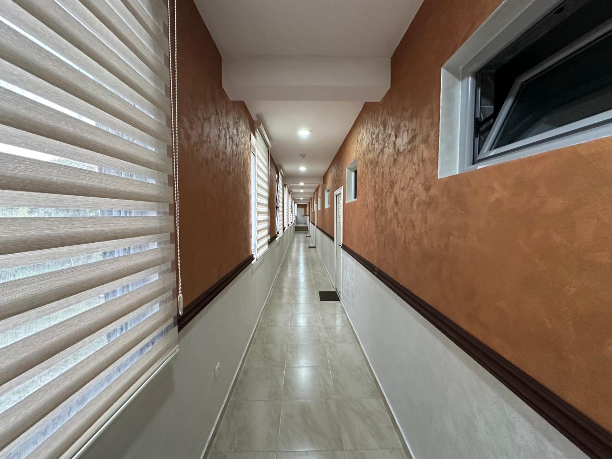 Hotel Halibas Ulcinj Kültér fotó